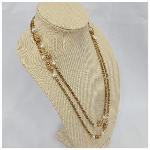 Extra long goldtone beaded necklace - Picture 4 of 8